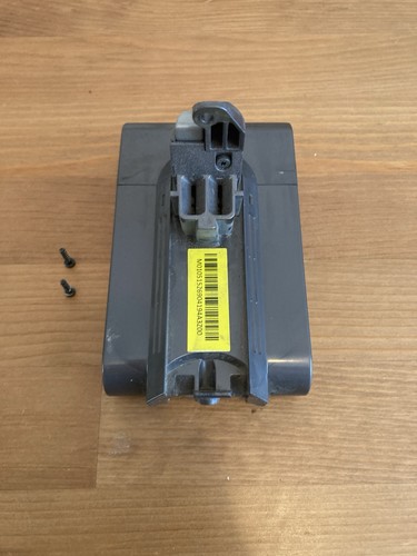 Dyson genuine v8 - v8, dc62